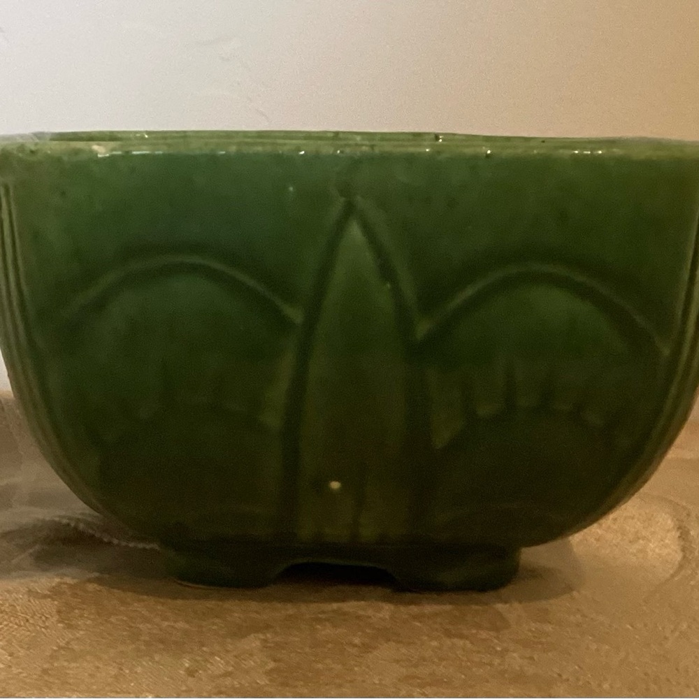 California Pottery Green Ceramic Decorative Planter 3” tall